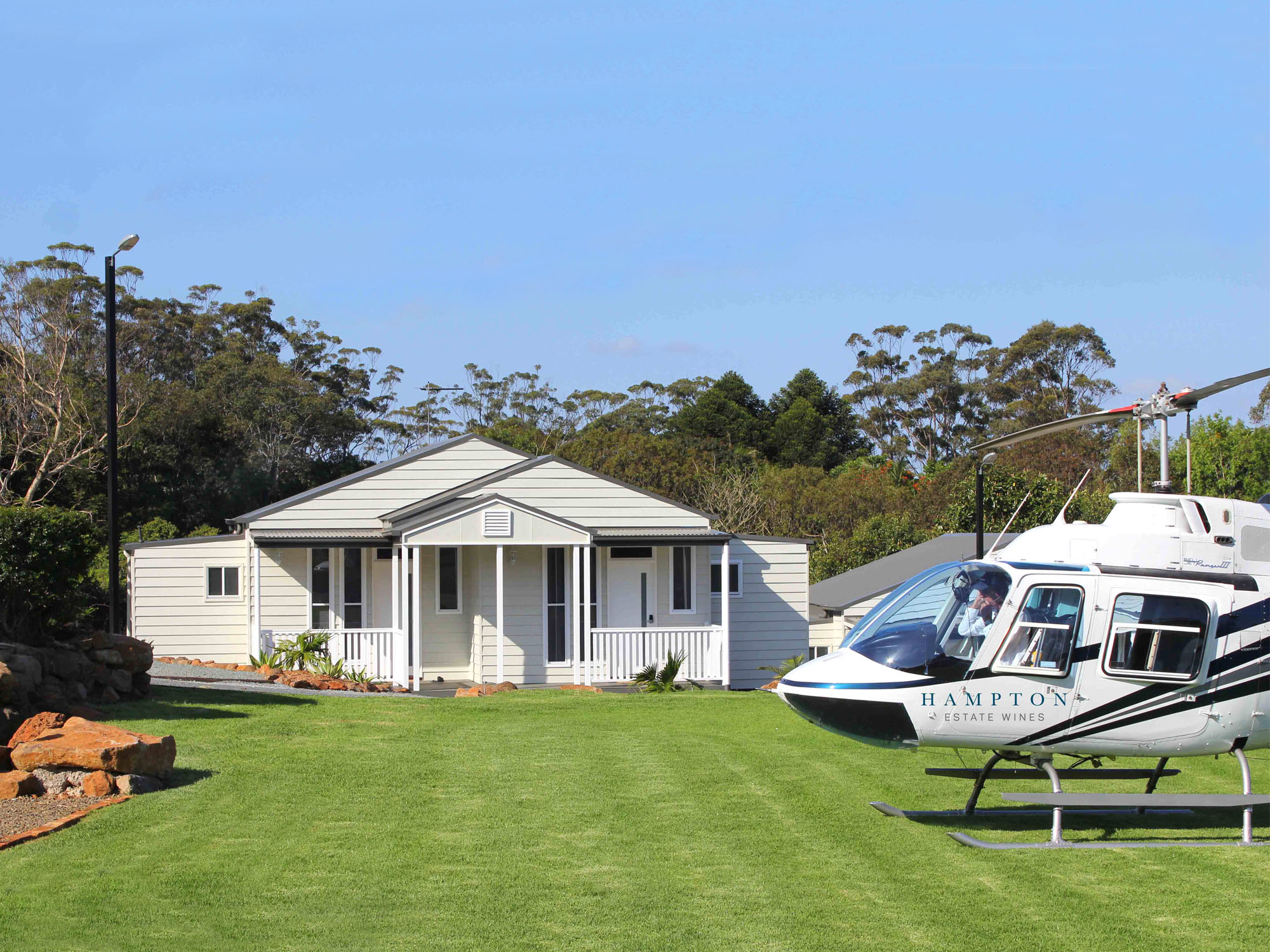 chopper2000x1500